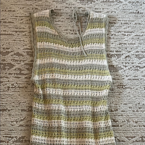 Striped Crochet Sleeveless Top - Picture 1 of 4